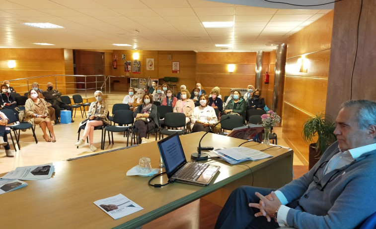 La parroquia carballesa de San Xoán celebra desde el lunes la 25ª Semana dos Avós