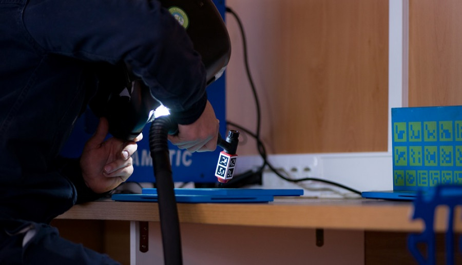 Los mejores soldadores de Galicia seguirán formándose en Carballo