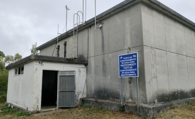 Un vertido en el río de Vaa vuelve a contaminar la red municipal de agua de Malpica