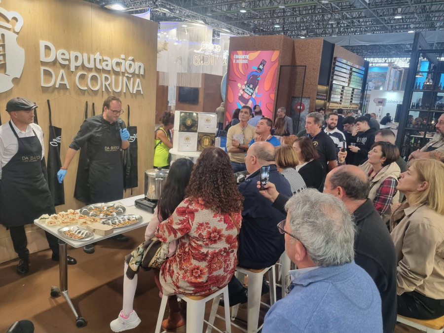 El pan de Carballo y los percebes de Muxía triunfan en Xantar