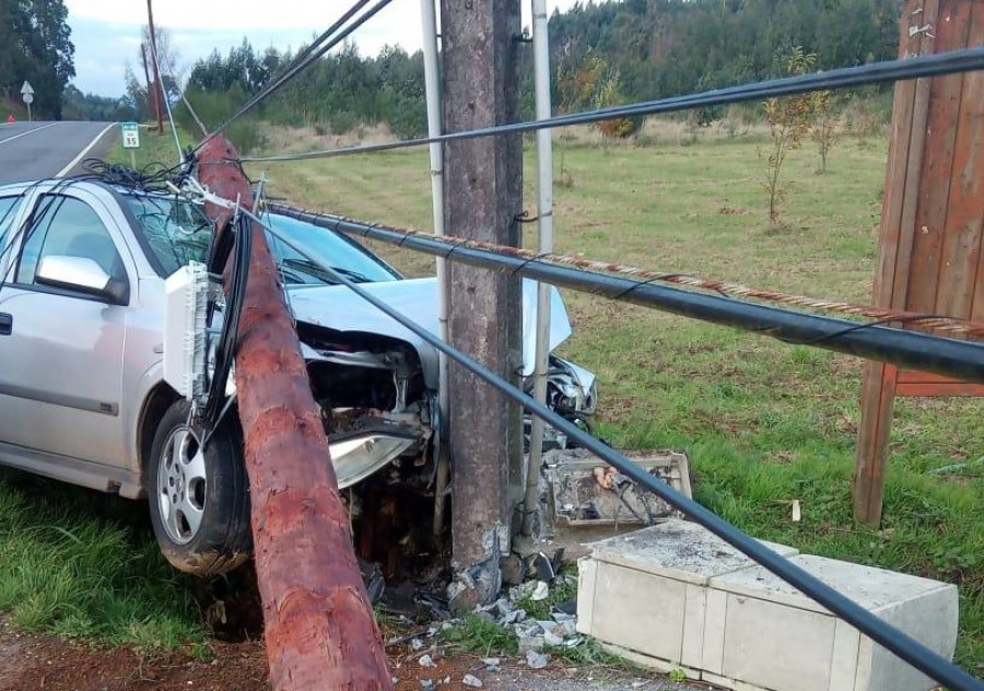 Varios accidentes y una alcoholemia positiva deja el fin de semana en Carballo