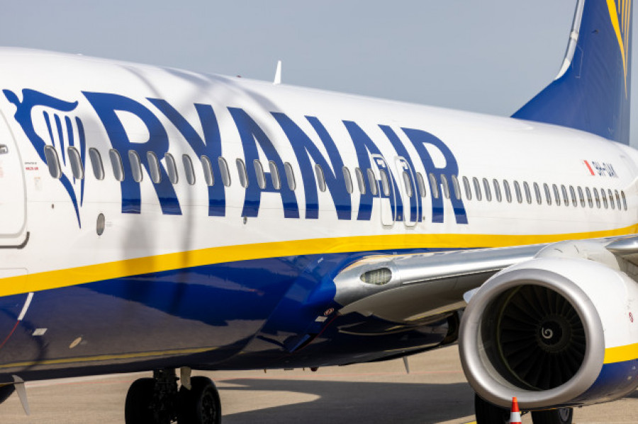 Trabajo sanciona a Ryanair por tratar de impedir elecciones en Santiago