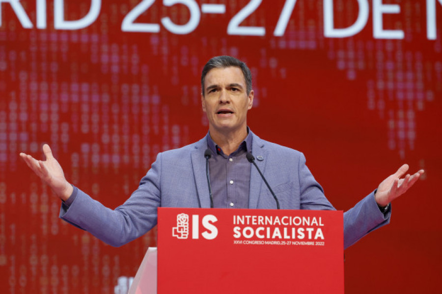 Sánchez insta a la CEOE a cerrar "ya" un acuerdo salarial con los sindicatos