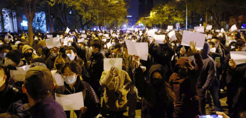 China expectante tras un fin de semana de protestas inéditas