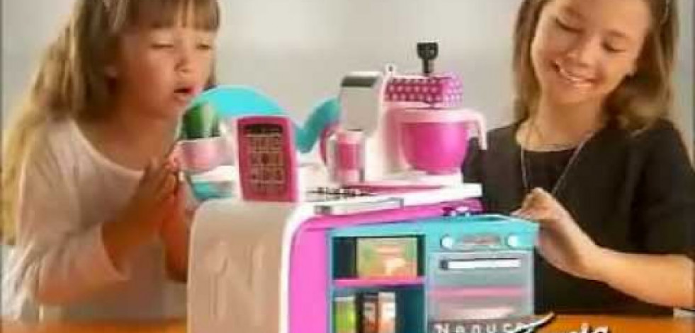 La tele no emitirá desde mañana anuncios de muñecas y 'cocinitas' con niñas