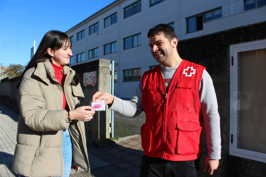 Campaña sobre el sida de Cruz Roja y el Concello de Carballo