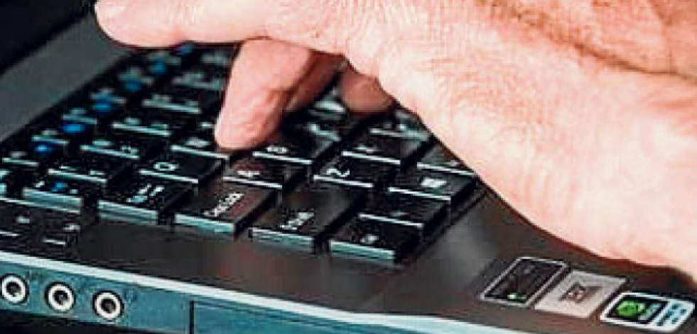 Un error informático provoca que el concurso de traslados de maestros adjudique plazas a personas que ya tenían