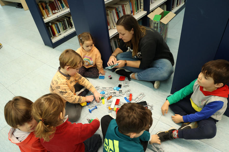 Sigue el aprendizaje y la diversión en los obradoiros infantiles navideños