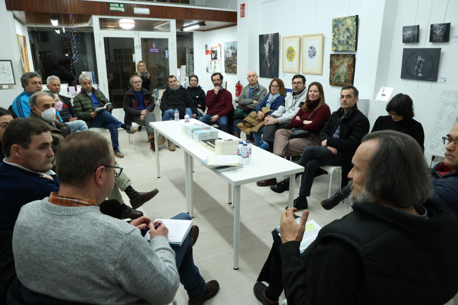 Pondal, protagonista de una tertulia-debate en Carballo