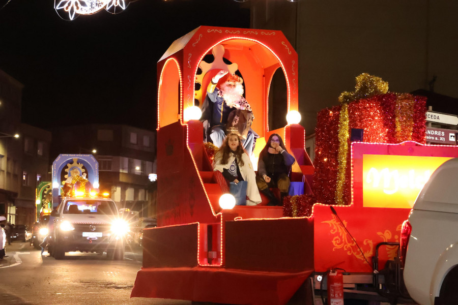 Los Reyes Magos más madrugadores en A Laracha, Coristanco y Zas