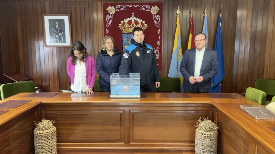 Malpica sortea los 500 euros en vales de la campaña de Navidad