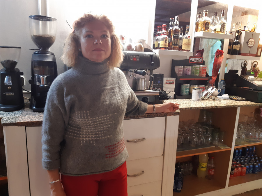 Reapertura del café “Tabú” en Carballo