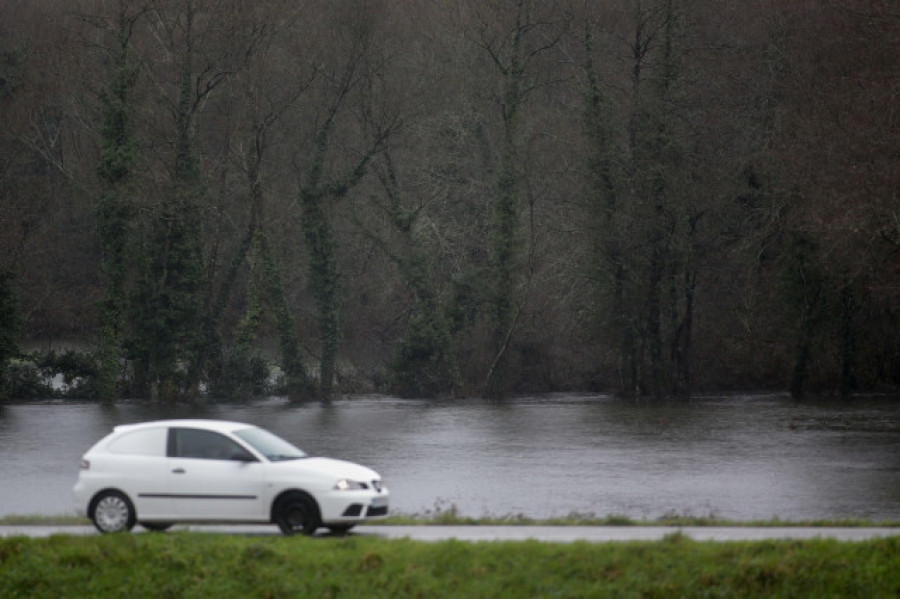 Emerxencias mantiene la alerta por riesgo de inundaciones en cuatro ríos