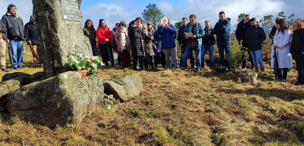 Mazaricos recuerda al vecino que dio su vida por el monte comunal