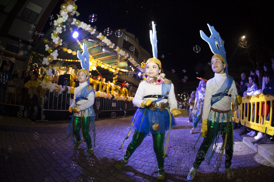 Carballo recupera su gran desfile de Entroido