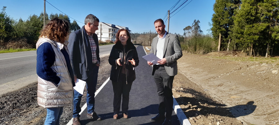 La Xunta anima en Santa Comba a solicitar ayudas para mejorar las infraestructuras de los polígonos