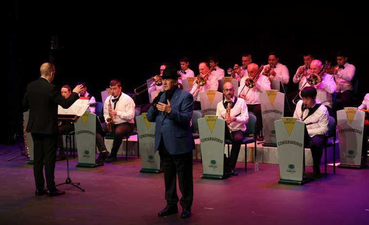 Carballo canta y muestra su amor por San Valentín
