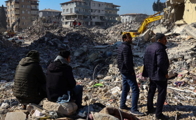 Un epicentro de 300 kilómetros explica la mortal fuerza del seísmo en Turquía