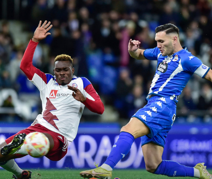 Lucas Pérez se reincorpora a los entrenamientos del Depor tras su paternidad