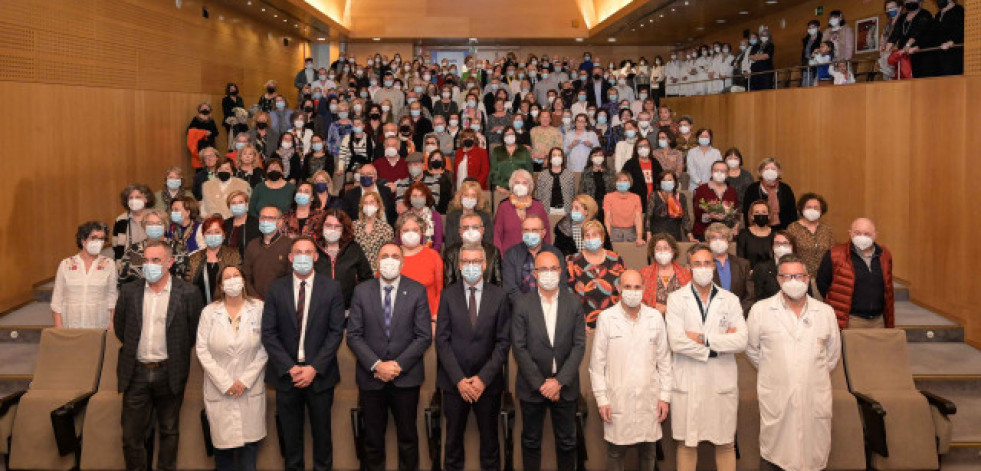 La Xunta homenajea a los 260 del área sanitaria de A Coruña y Cee que se jubilan este año