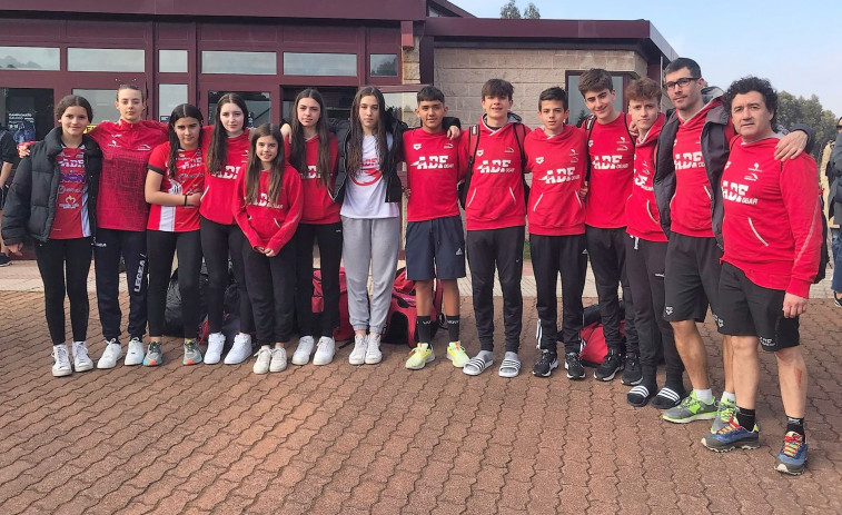 Tres medallas para la AD Fogar en el Campeonato gallego de natación infantil