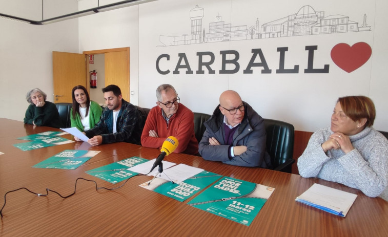 La Feira das Oportunidades de Carballo vuelve a salir a la calle
