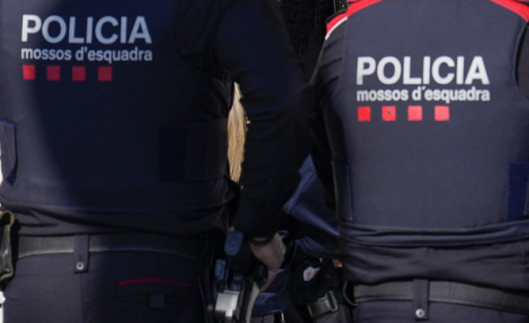 Detenido en Sabadell por simular un secuestro y pedir 2.500 euros a su madre