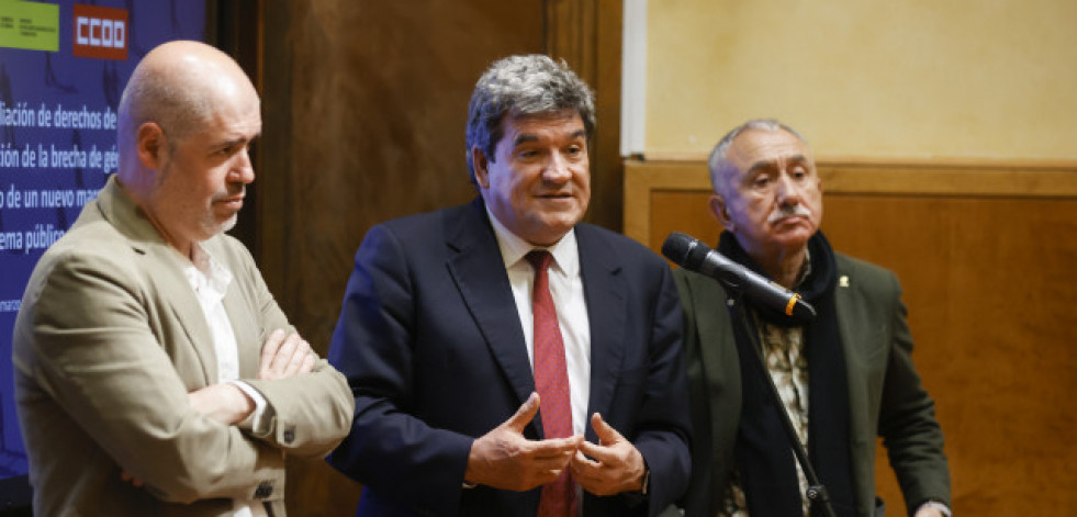 Gobierno y sindicatos firman el acuerdo para la reforma de las pensiones