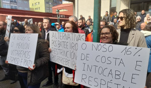 El Concello de Laxe apoya las reivindicaciones de los percebeiros de la Costa da Morte