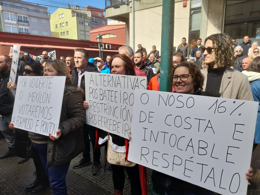 El Concello de Laxe apoya las reivindicaciones de los percebeiros de la Costa da Morte