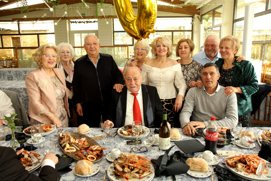 El empresario cinematográfico Paco Ardura celebra sus 90 años