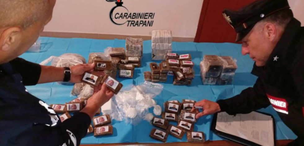 Incautados en Sicilia paquetes de droga con las fotos de los jefes mafiosos