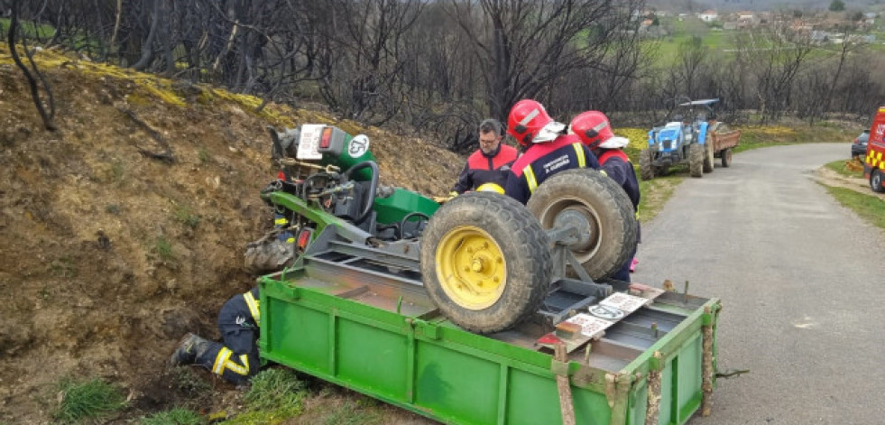 Muere un hombre de 89 años al sufrir un accidente con su tractor en Riós
