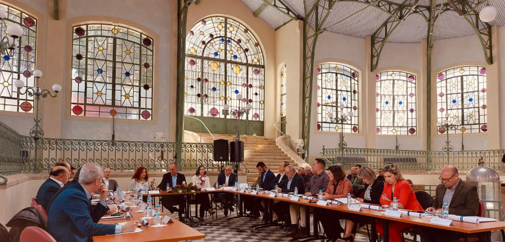 Vimianzo y Muxía firman con Portugal el acuerdo para divulgar la Vía Mariana