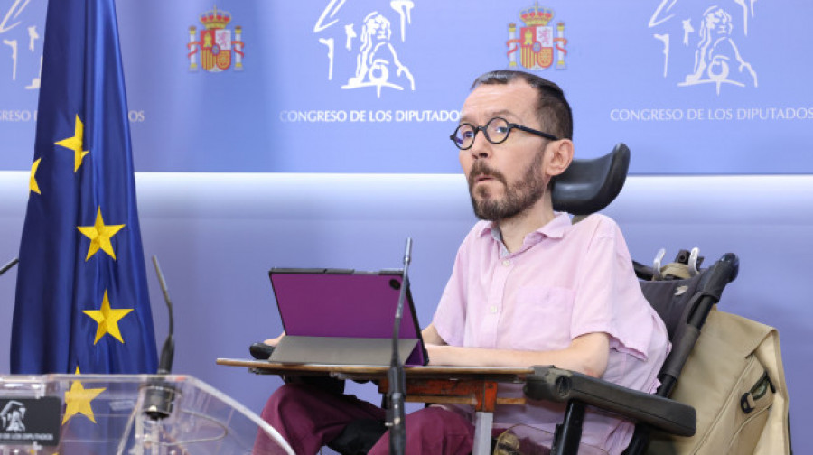 Echenique, hospitalizado por neumonía aunque con pronóstico estable