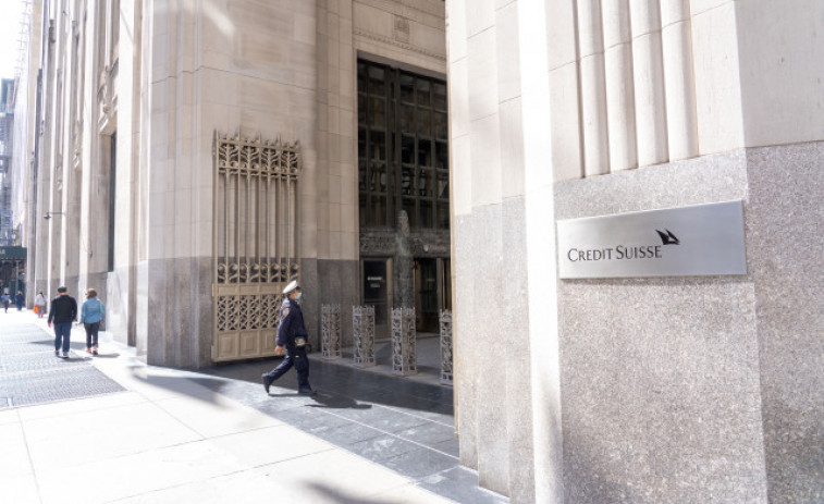 UBS y Credit Suisse convocan a sus accionistas tras subvertir la banca suiza