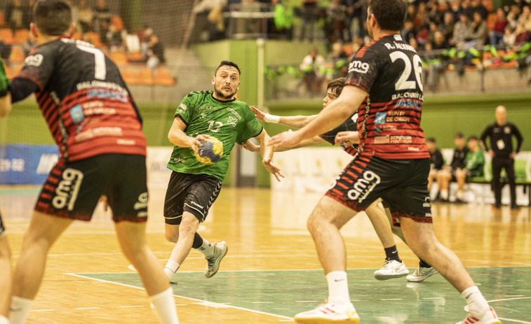 Buen partido del Xiria en Vigo, pese a la derrota, para despedir la temporada