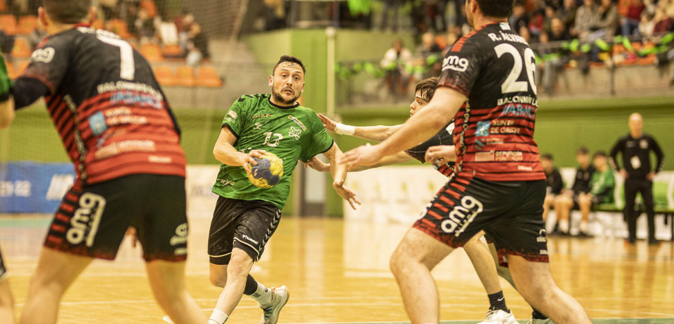 Buen partido del Xiria en Vigo, pese a la derrota, para despedir la temporada