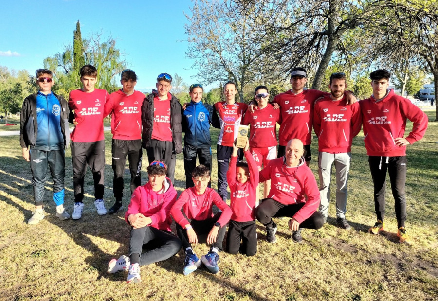 Los cadetes de la AD Fogar revalidan su título de subcampeones de España de duatlón