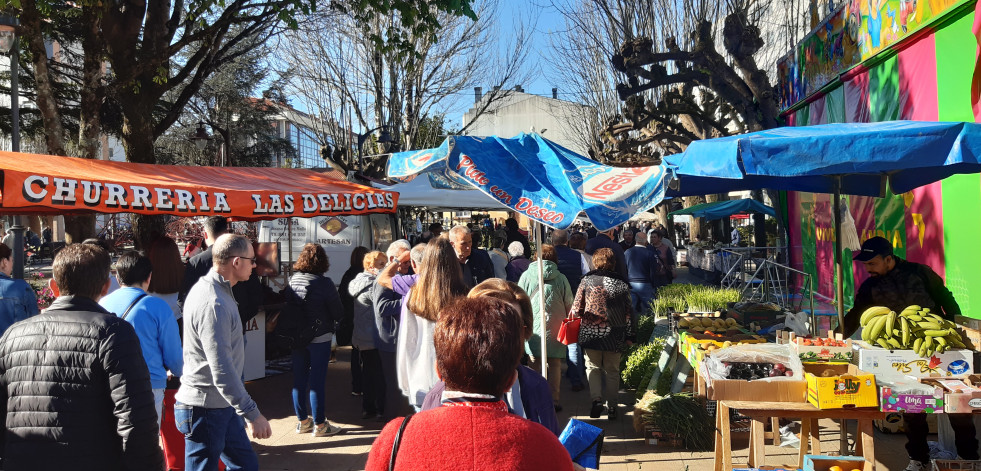 Feria de Jueves Santo en Carballo