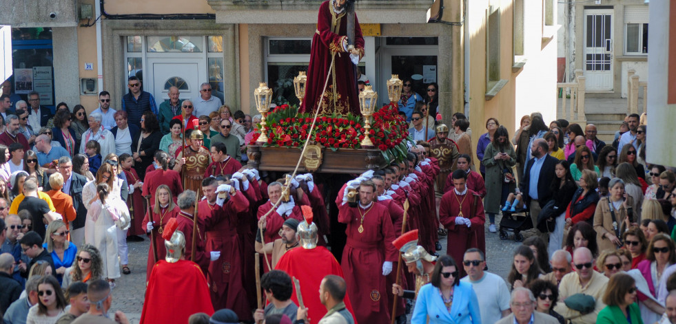 El Viernes Santo de Fisterra, en imágenes