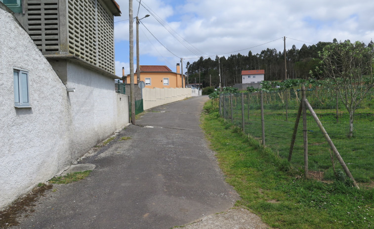 El Concello de A Laracha mejorará la calle A Cheda y su prolongación hasta Guilfoi