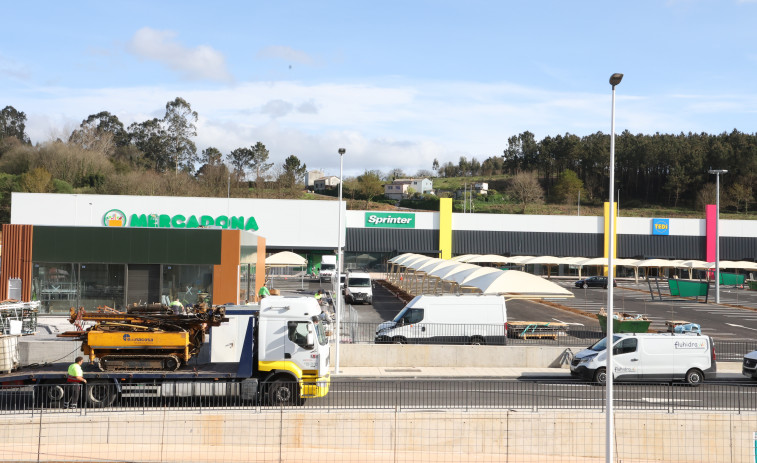 El parque comercial de A Revolta ya tiene fecha de apertura