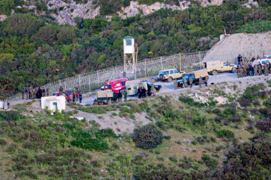 Marruecos contiene a 200 inmigrantes que iban a la frontera española de Ceuta