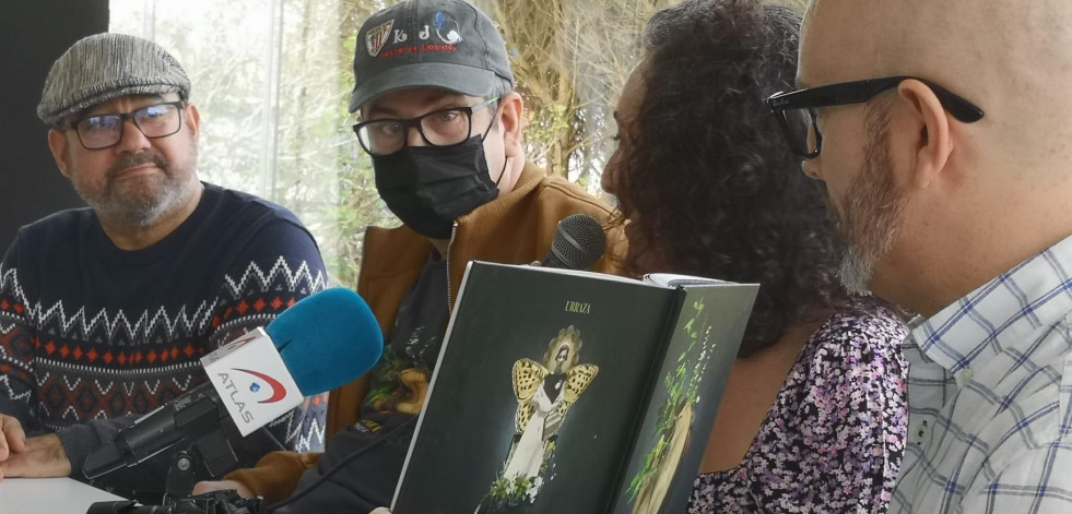 O hotel “Bela Fisterra” acolleu un emotivo regreso de Kepa Junquera, con seu libro-documental “Bertiztu”