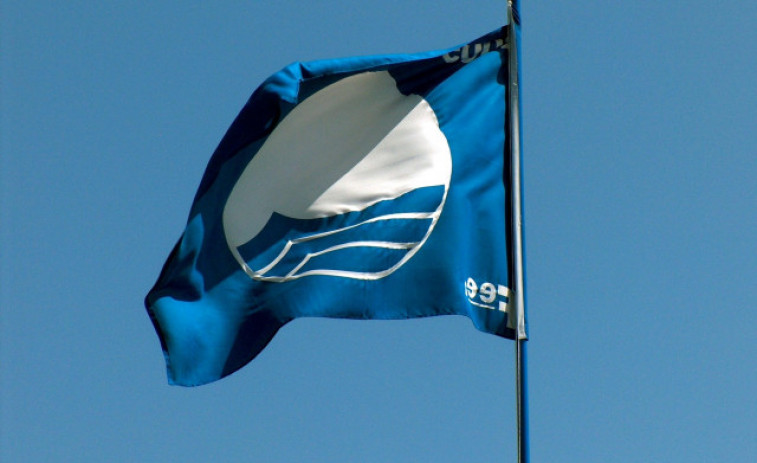 Galicia se mantiene entre las CCAA con más playas de bandera azul