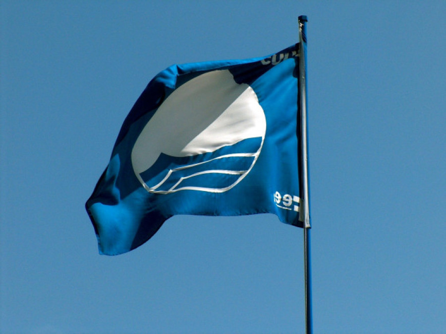 Galicia se mantiene entre las CCAA con más playas de bandera azul