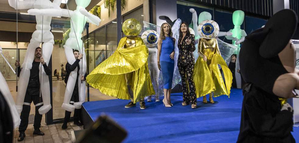 La inauguración del parque comercial de A Revolta, en imágenes