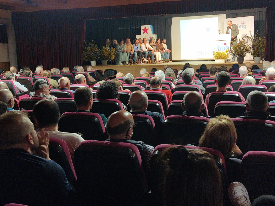 Ana Miranda arropa a la candidatura del BNG de Muxía