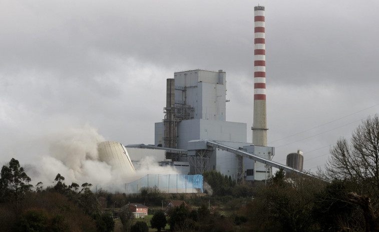 Conde urge medidas para garantizar la conexión de la planta de hidrógeno de Meirama